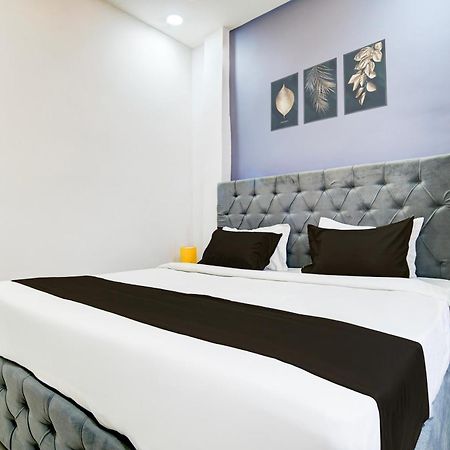 Super Hotel O D.V Near Medanta Hospital Индор Екстериор снимка