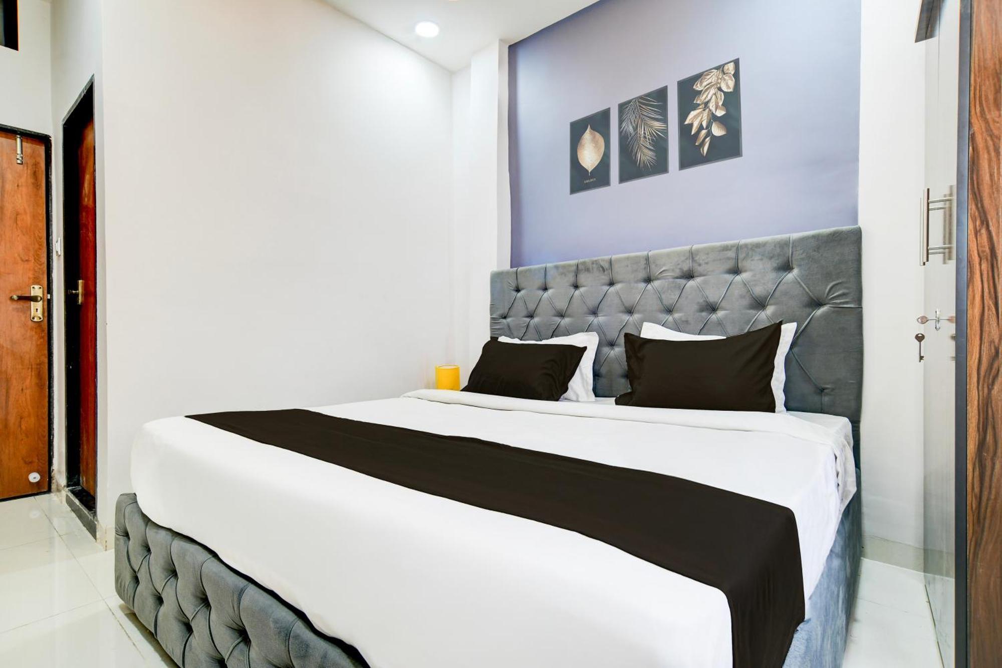 Super Hotel O D.V Near Medanta Hospital Индор Екстериор снимка