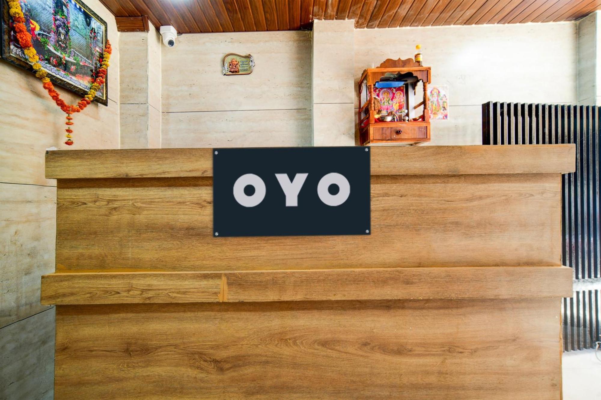 Super Hotel O D.V Near Medanta Hospital Индор Екстериор снимка